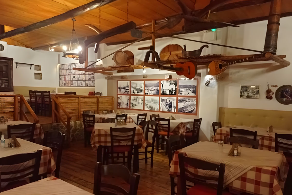 To Hagiati - Traditional Tavern