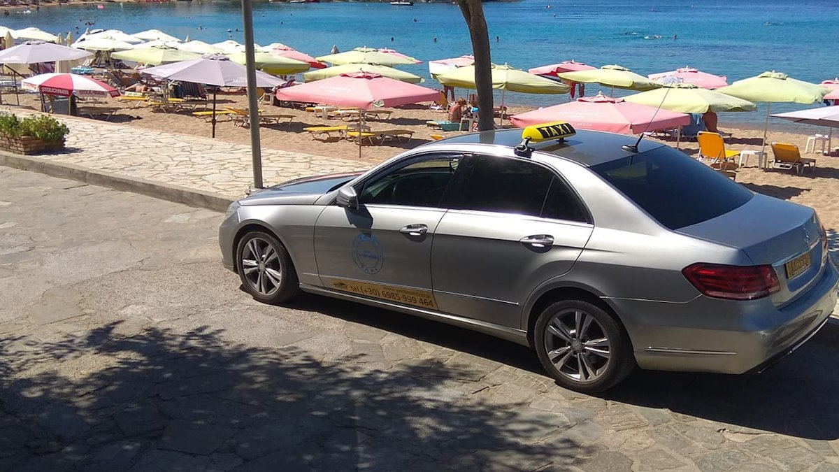 Stoupa Taxi Services