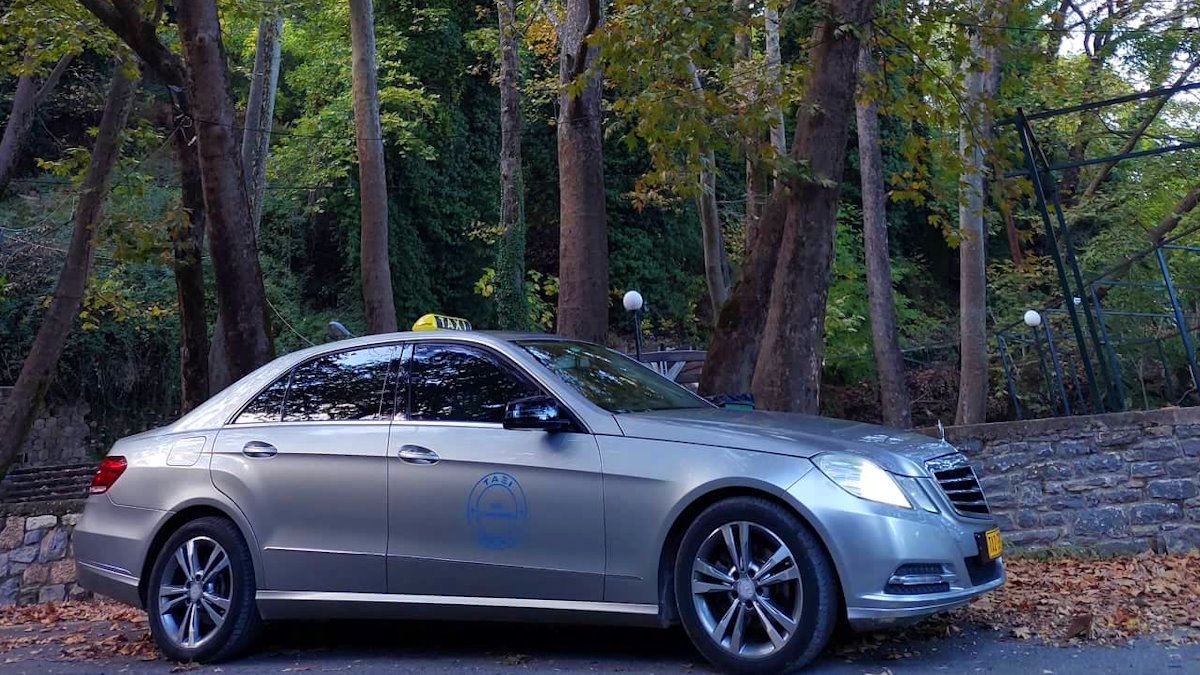 Stoupa Taxi Services